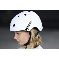 ROLLERBLADE DOWNTOWN HELMET WHITE/BLACK 23 -Ski Sport Shop 9 112293 067h0300 849 05